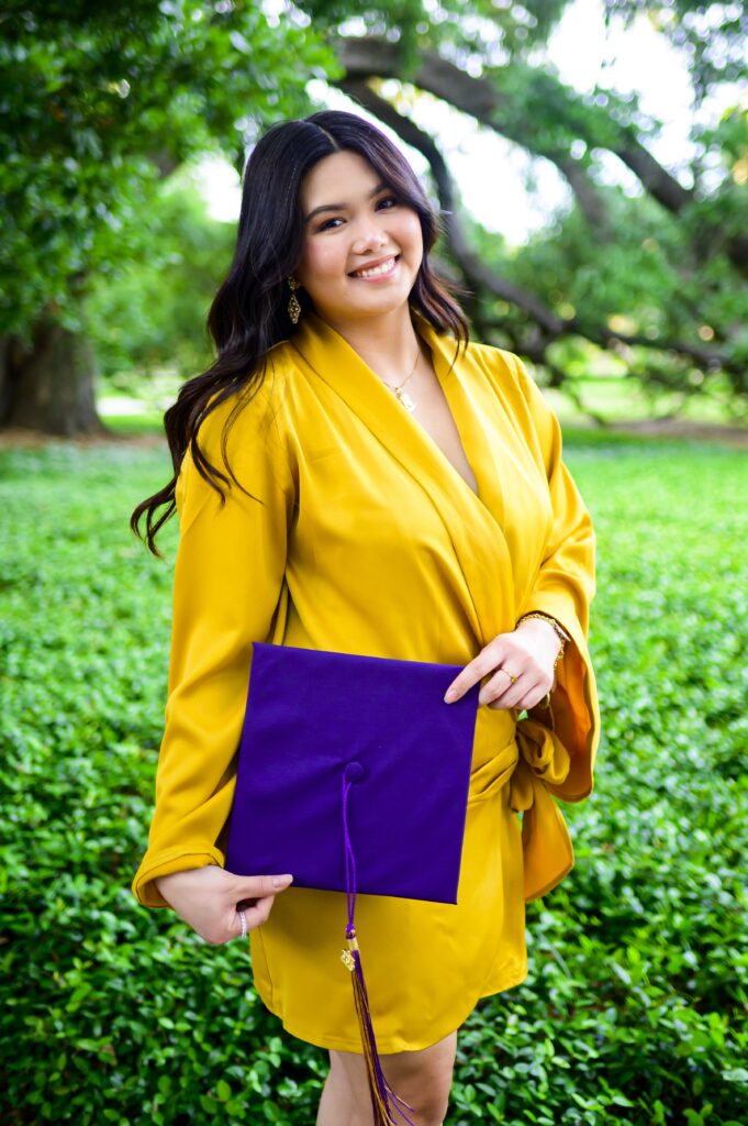 LSU Senior Photos in the Quad on LSU Campus in Baton Rouge, Louisiana